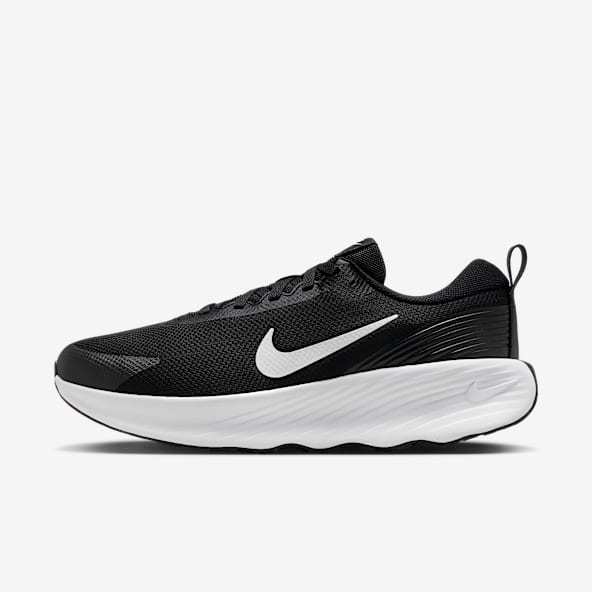 Nike wide shoes store
